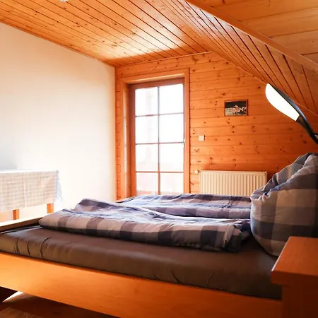 View * ستيندورف ام أوسياخ